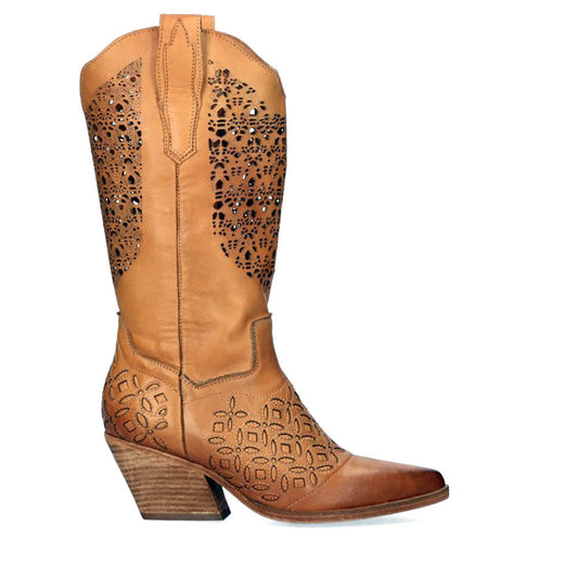 GIA 055 / CAMEL
